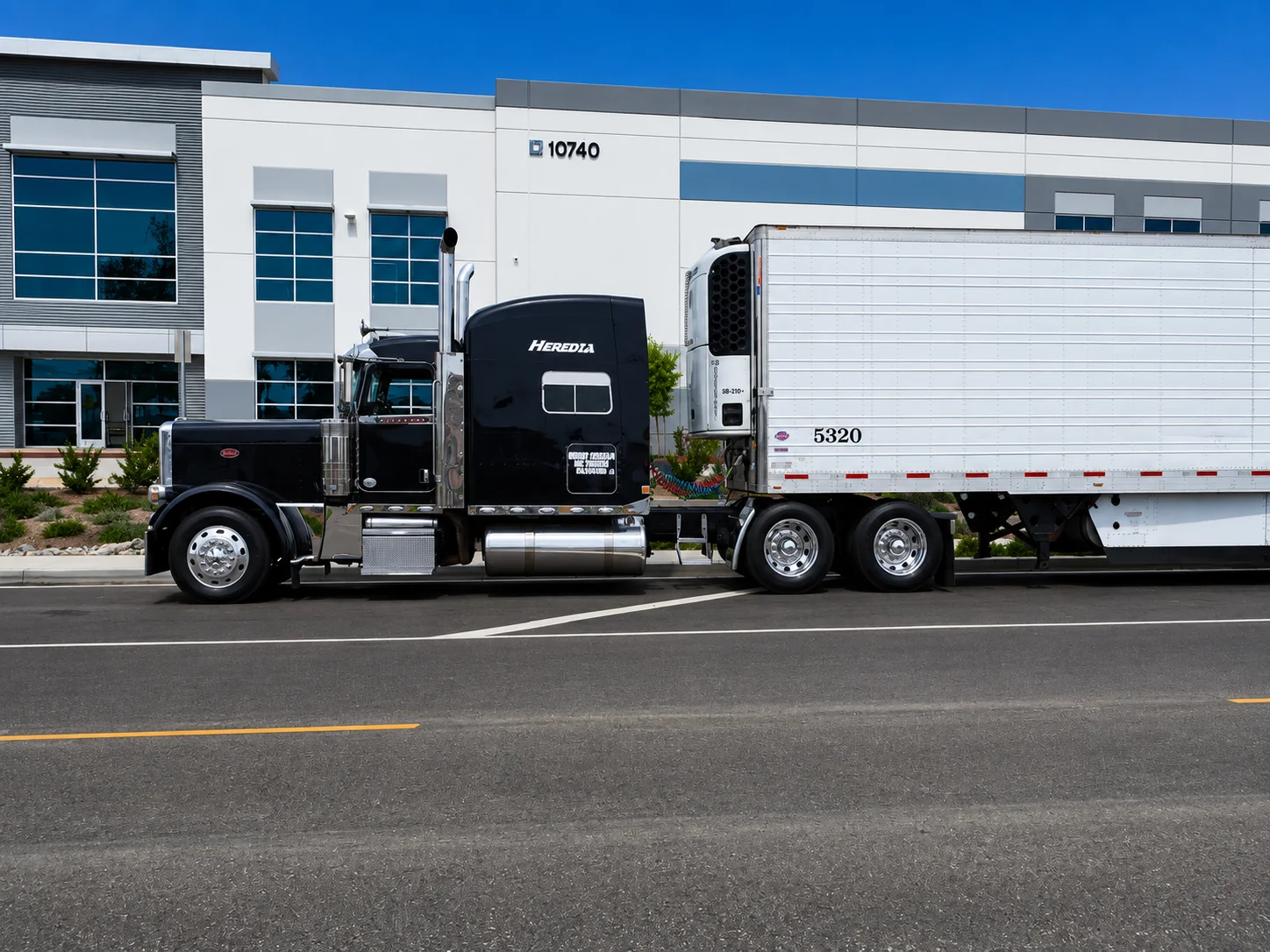 Trailer refrigerado de Heredia Transport Inc.